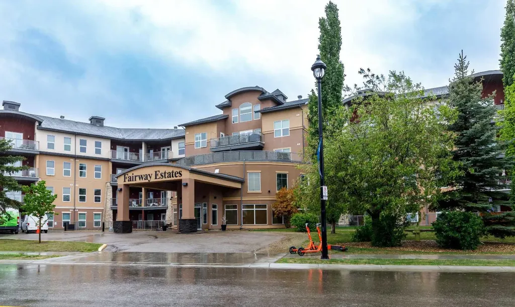 5040 53 Street Sylvan Lake AB T4S0A1
