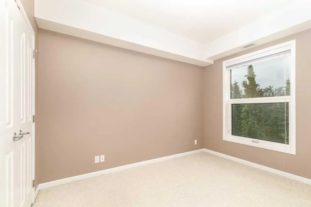 5040 53 Street Sylvan Lake AB T4S0A1