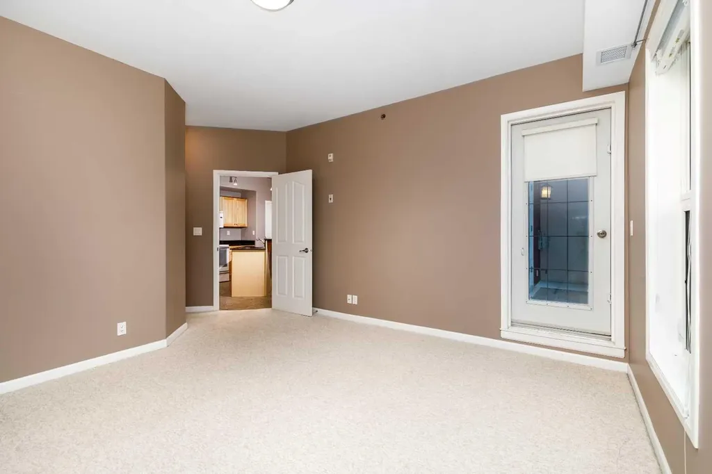 5040 53 Street Sylvan Lake AB T4S0A1