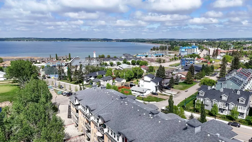 5040 53 Street Sylvan Lake AB T4S0A1