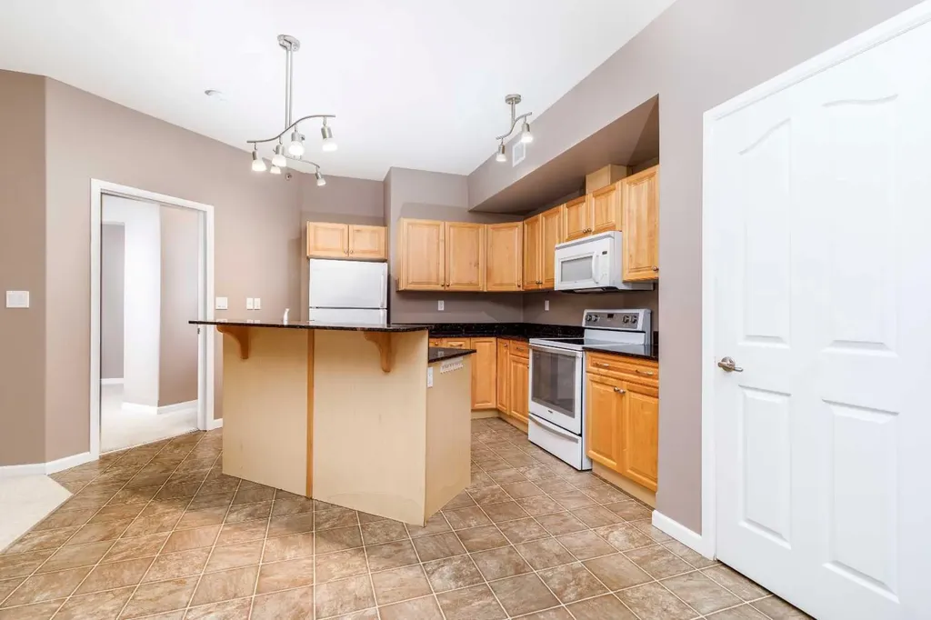 5040 53 Street Sylvan Lake AB T4S0A1