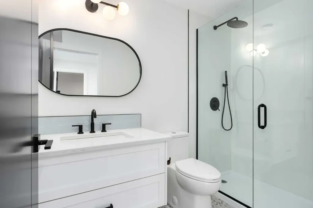 58 Edgevalley Close NW Calgary AB T3A 5E4