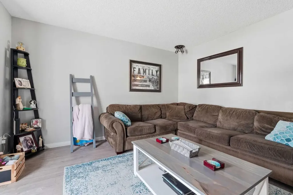 51 Aberdare Way NE Calgary AB T2A6T6