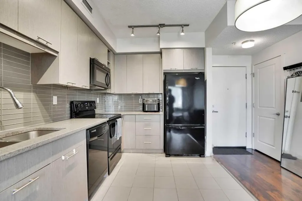 175 Silverado Boulevard SW Calgary AB T2X0V5