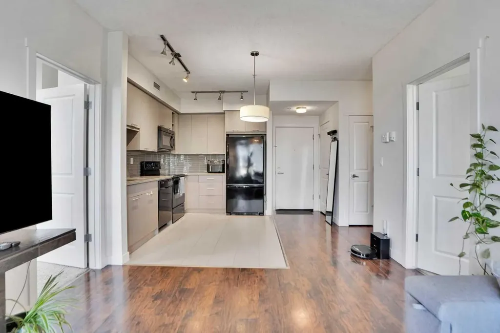 175 Silverado Boulevard SW Calgary AB T2X0V5