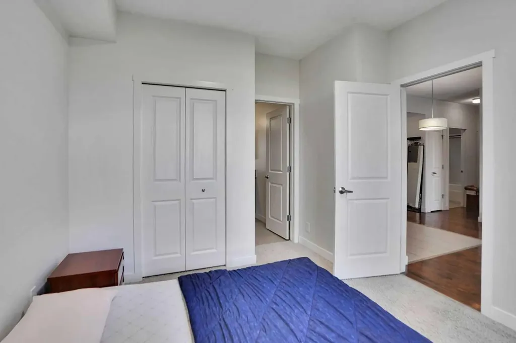 175 Silverado Boulevard SW Calgary AB T2X0V5