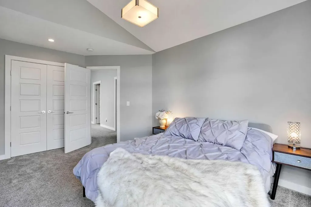4405 20 Avenue NW Calgary AB T3B 0T5