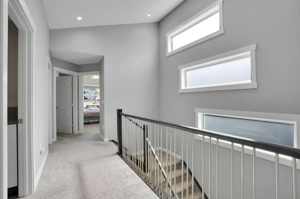 4405 20 Avenue NW Calgary AB T3B 0T5