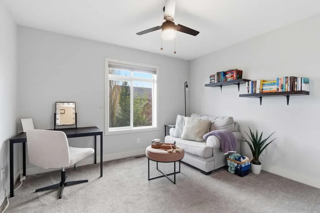 53 Discovery Ridge Gardens SW Calgary AB T3H 5L6