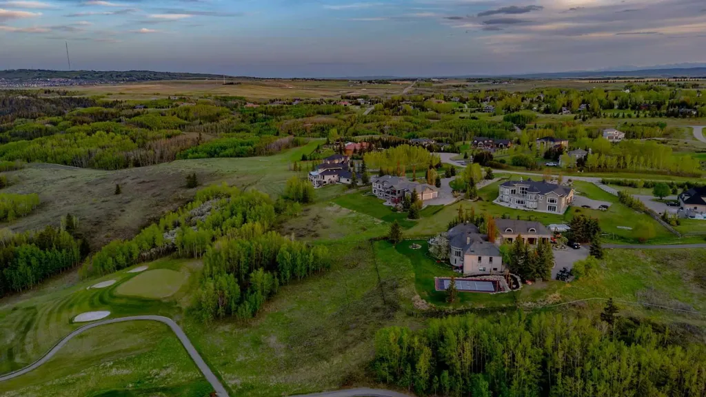 15 Villosa Ridge Point Rural Rocky View County AB T3Z 1H3