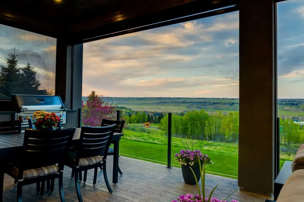 15 Villosa Ridge Point Rural Rocky View County AB T3Z 1H3