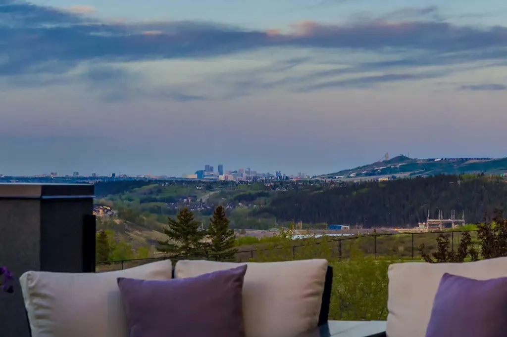 15 Villosa Ridge Point Rural Rocky View County AB T3Z 1H3
