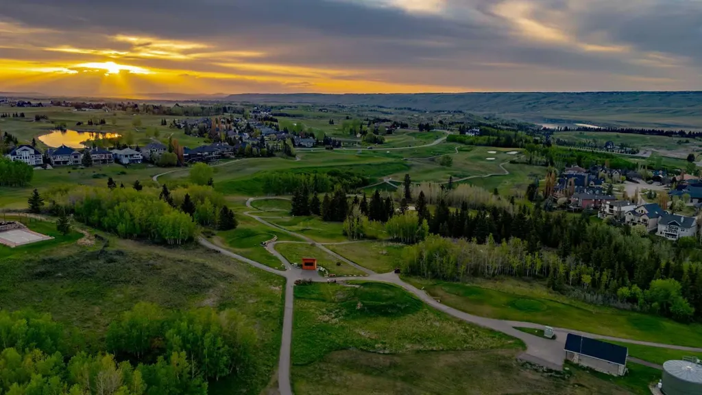 15 Villosa Ridge Point Rural Rocky View County AB T3Z 1H3