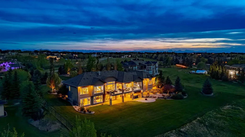 15 Villosa Ridge Point Rural Rocky View County AB T3Z 1H3