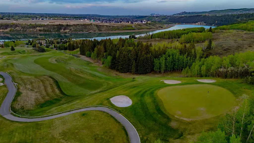 15 Villosa Ridge Point Rural Rocky View County AB T3Z 1H3
