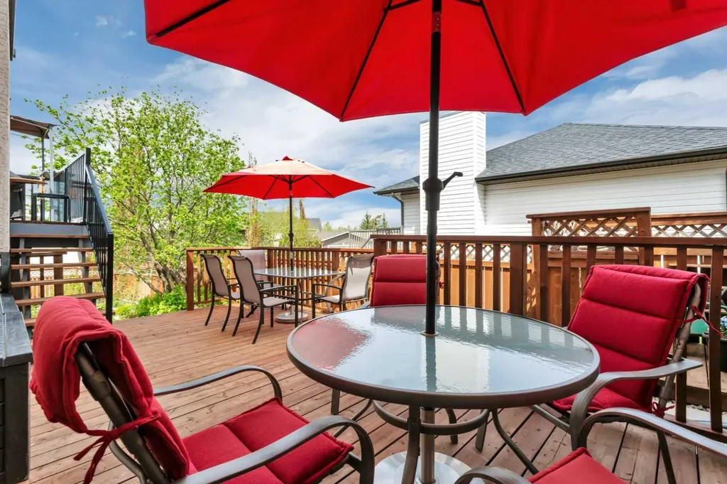 5 Fawn Close Sylvan Lake AB T4S 1X4