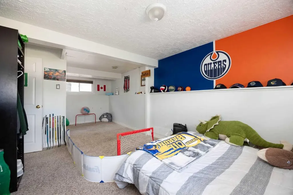 6 Harris Crescent Fort Mcmurray AB T9H 1N3