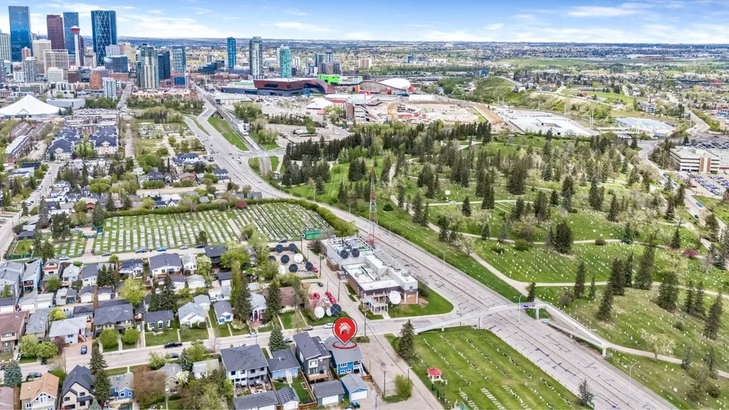 23 31 Avenue SW Calgary AB T2S 2Y7