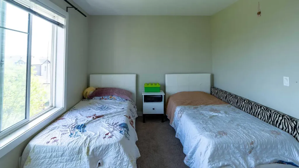 347 Taralake Way NE Calgary AB T3J 0R5