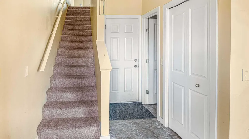 347 Taralake Way NE Calgary AB T3J 0R5