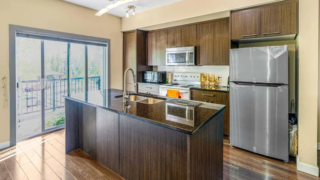 347 Taralake Way NE Calgary AB T3J 0R5