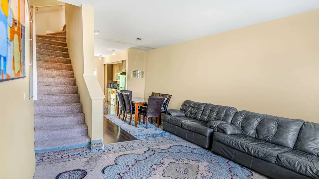 347 Taralake Way NE Calgary AB T3J 0R5