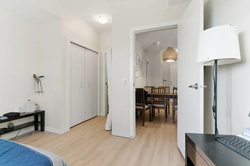 69 Springborough Court SW Calgary AB T3H 5V5