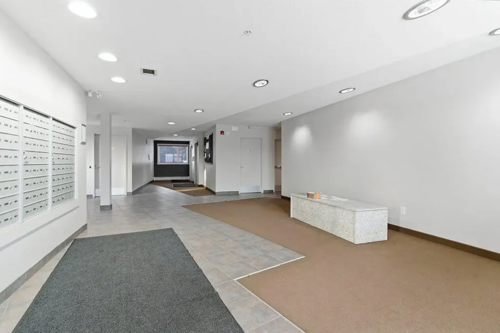 69 Springborough Court SW Calgary AB T3H 5V5