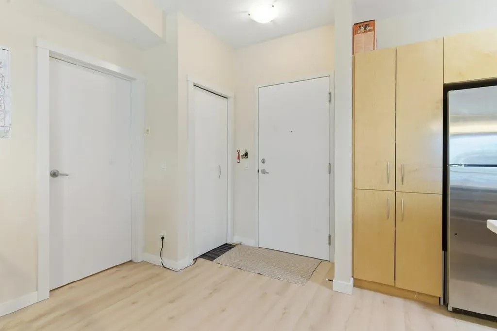 69 Springborough Court SW Calgary AB T3H 5V5