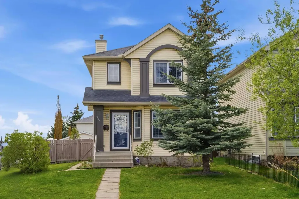 204 Citadel Bluff Close NW Calgary AB T3G 5E2