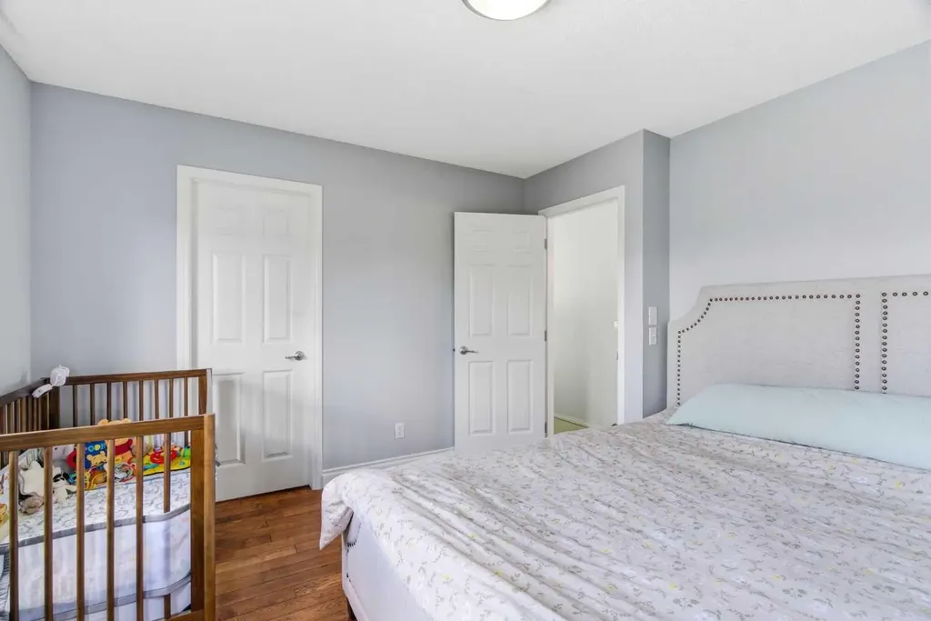 204 Citadel Bluff Close NW Calgary AB T3G 5E2