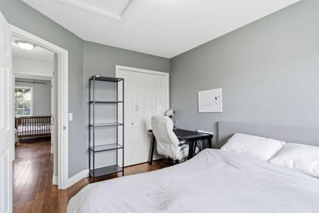 204 Citadel Bluff Close NW Calgary AB T3G 5E2