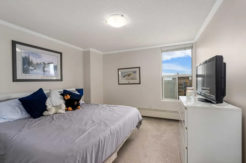 4555 Varsity Lane NW Calgary AB T3A 2V6