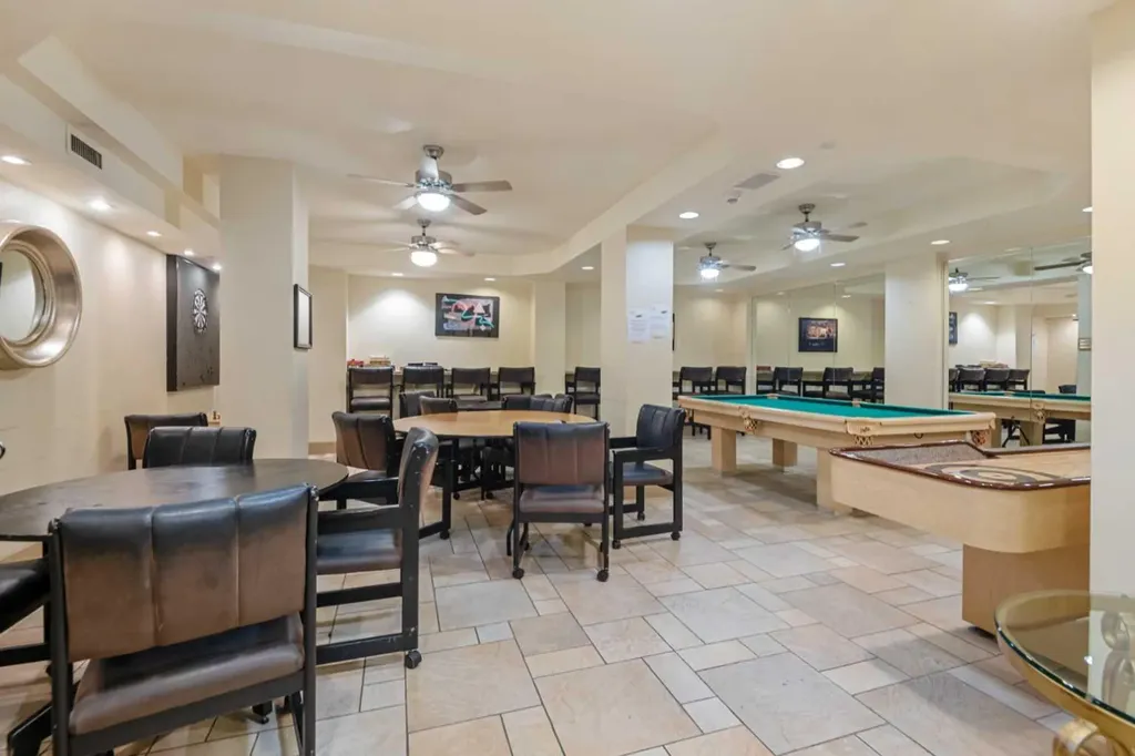 4555 Varsity Lane NW Calgary AB T3A 2V6
