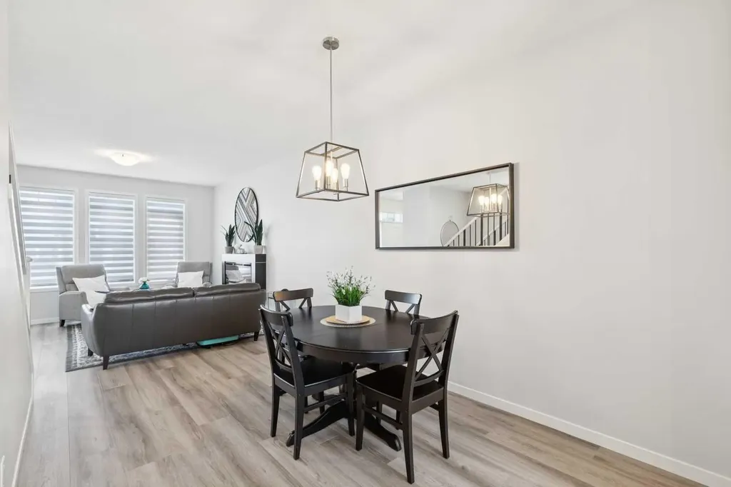 283 D'arcy Ranch Drive Okotoks AB T1S 5T3