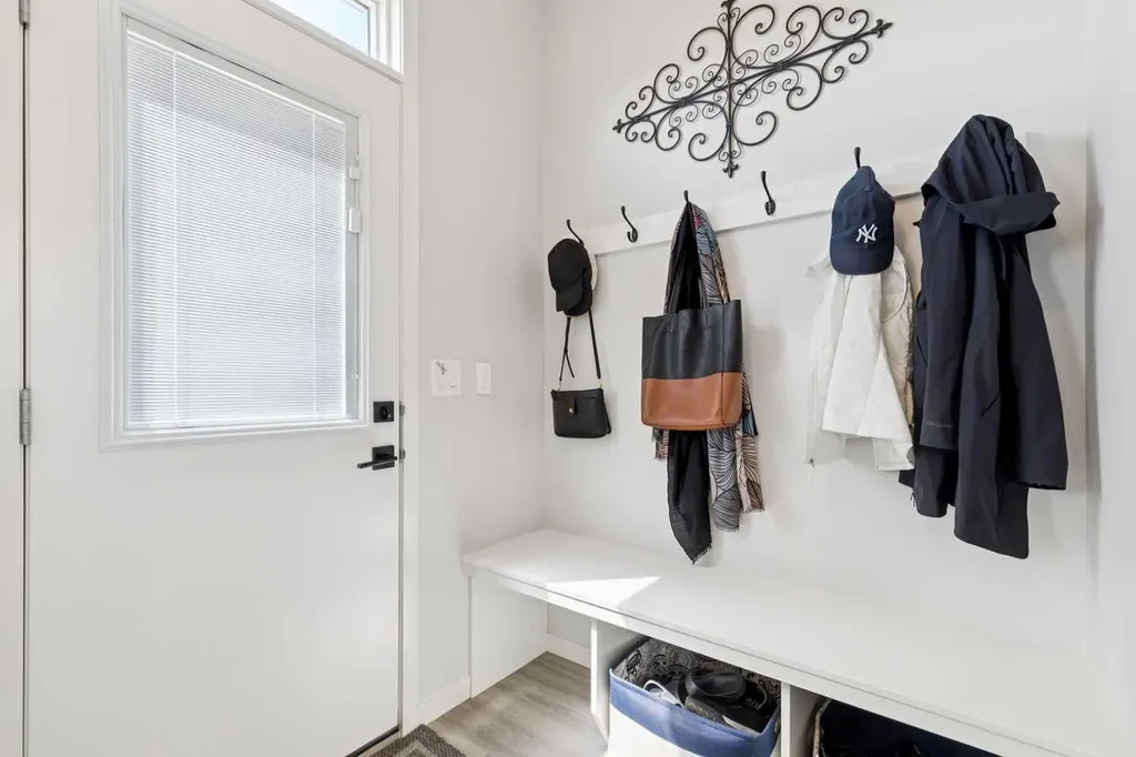 283 D'arcy Ranch Drive Okotoks AB T1S 5T3