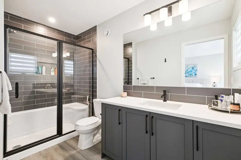 283 D'arcy Ranch Drive Okotoks AB T1S 5T3