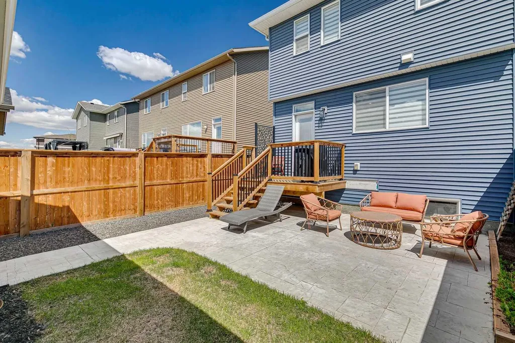 283 D'arcy Ranch Drive Okotoks AB T1S 5T3
