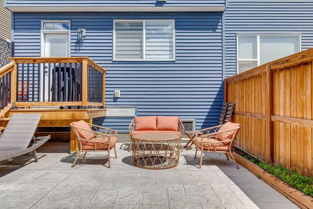 283 D'arcy Ranch Drive Okotoks AB T1S 5T3