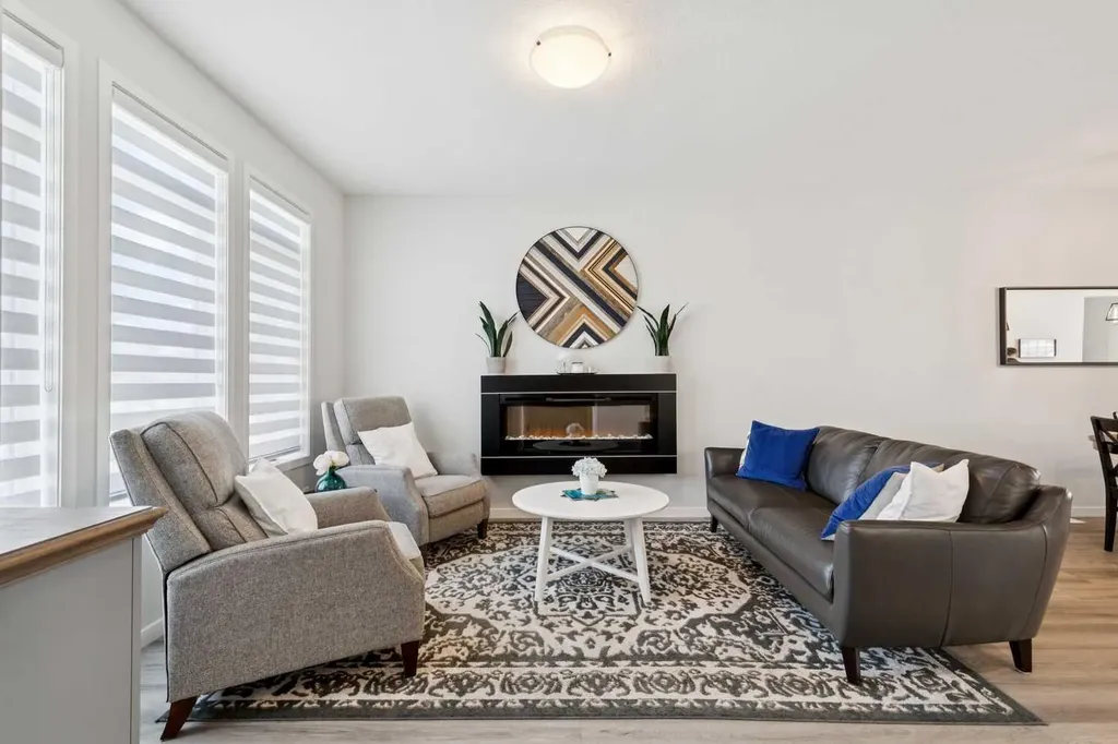 283 D'arcy Ranch Drive Okotoks AB T1S 5T3