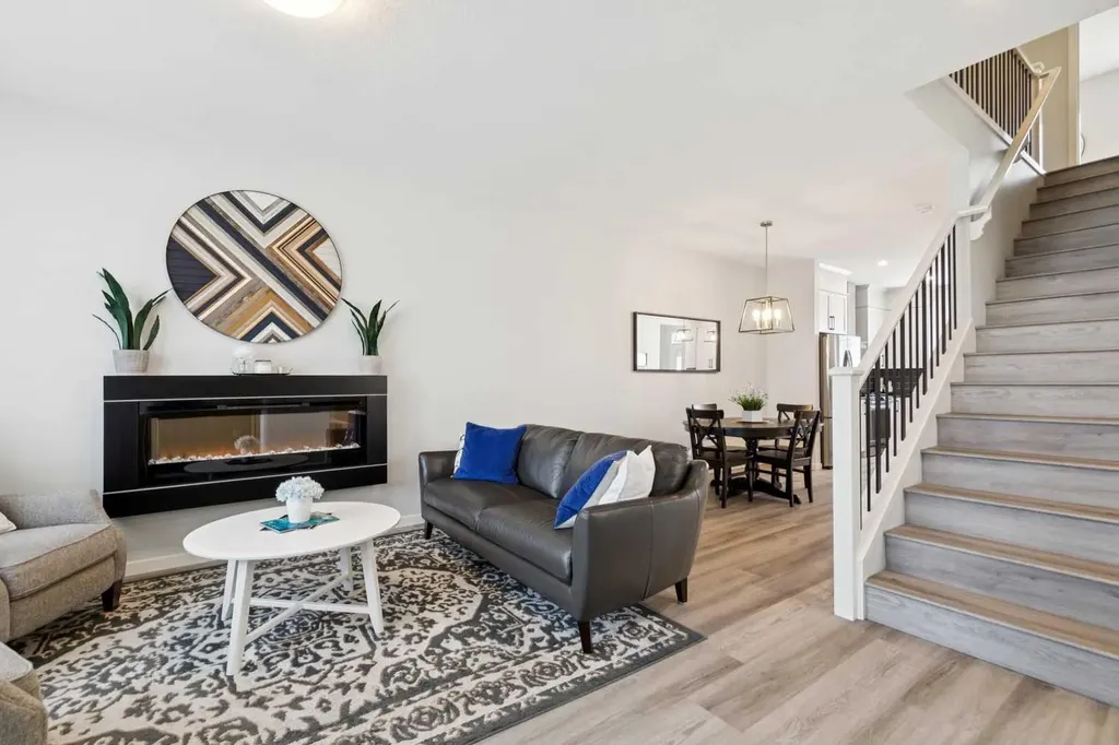 283 D'arcy Ranch Drive Okotoks AB T1S 5T3