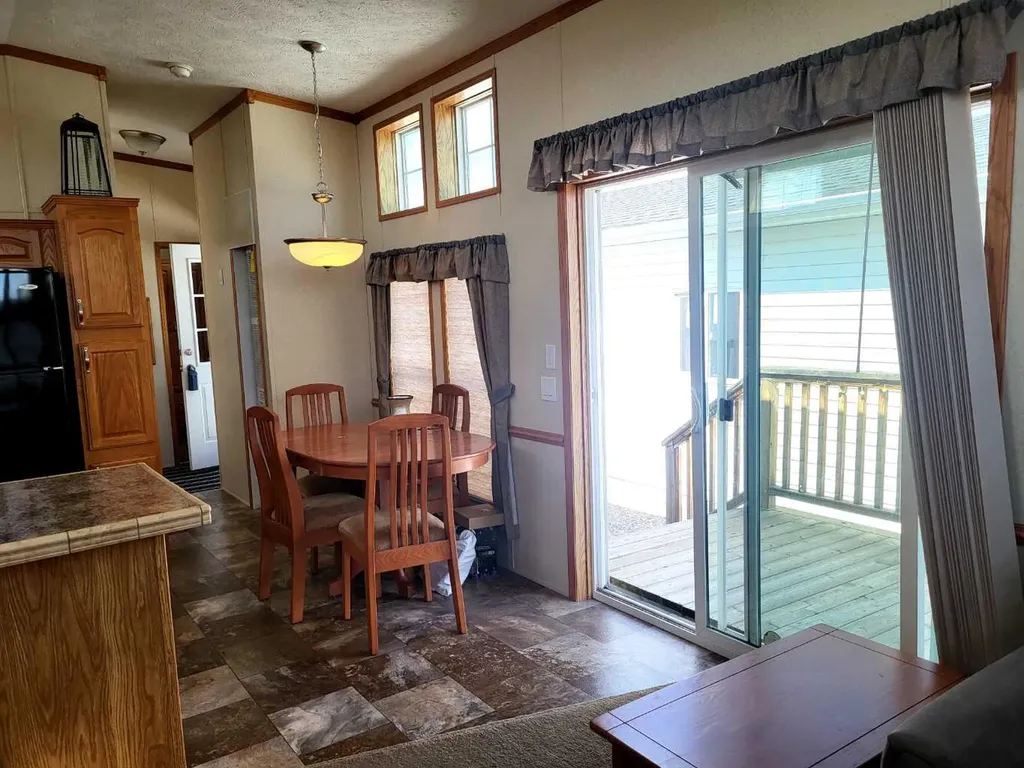 10042 Township Road 422 Rural Ponoka County AB T0C2J0