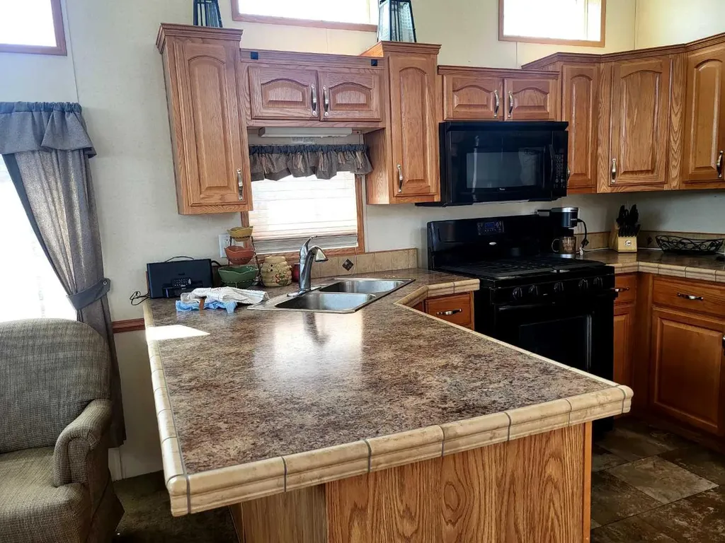 10042 Township Road 422 Rural Ponoka County AB T0C2J0