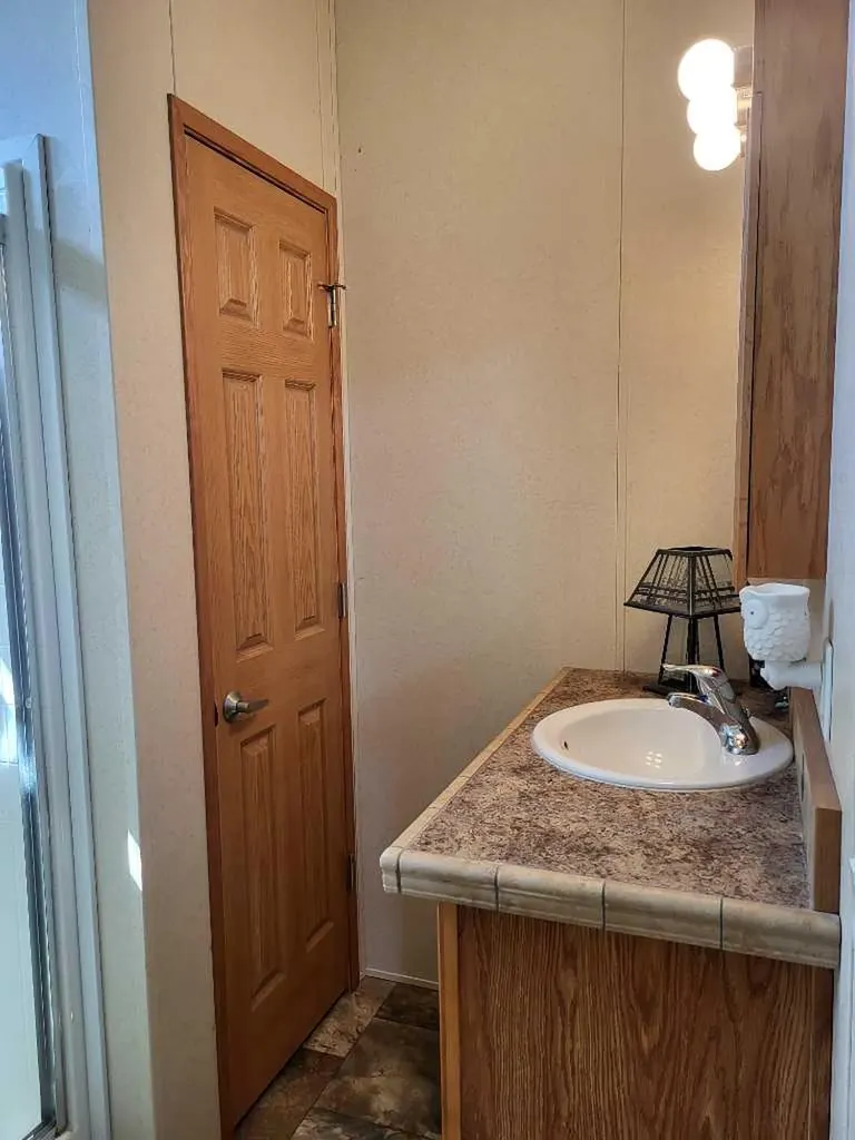 10042 Township Road 422 Rural Ponoka County AB T0C2J0