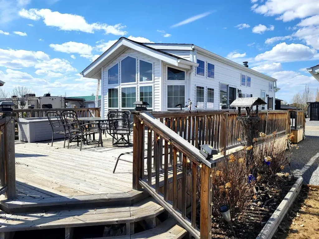 10042 Township Road 422 Rural Ponoka County AB T0C2J0
