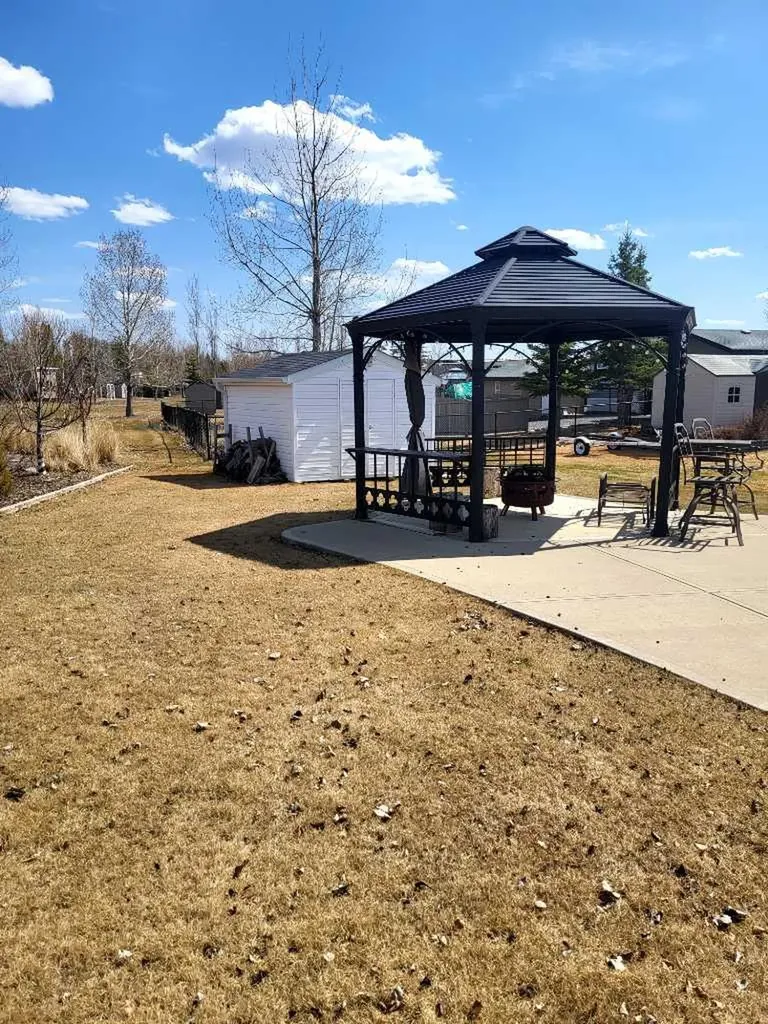 10042 Township Road 422 Rural Ponoka County AB T0C2J0