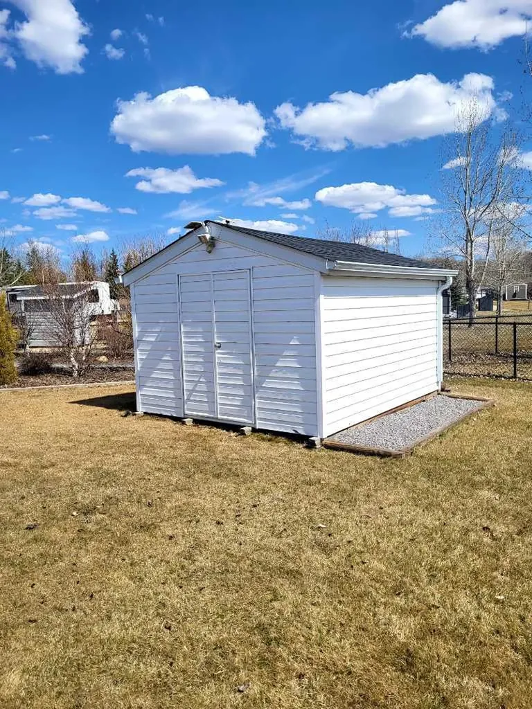 10042 Township Road 422 Rural Ponoka County AB T0C2J0