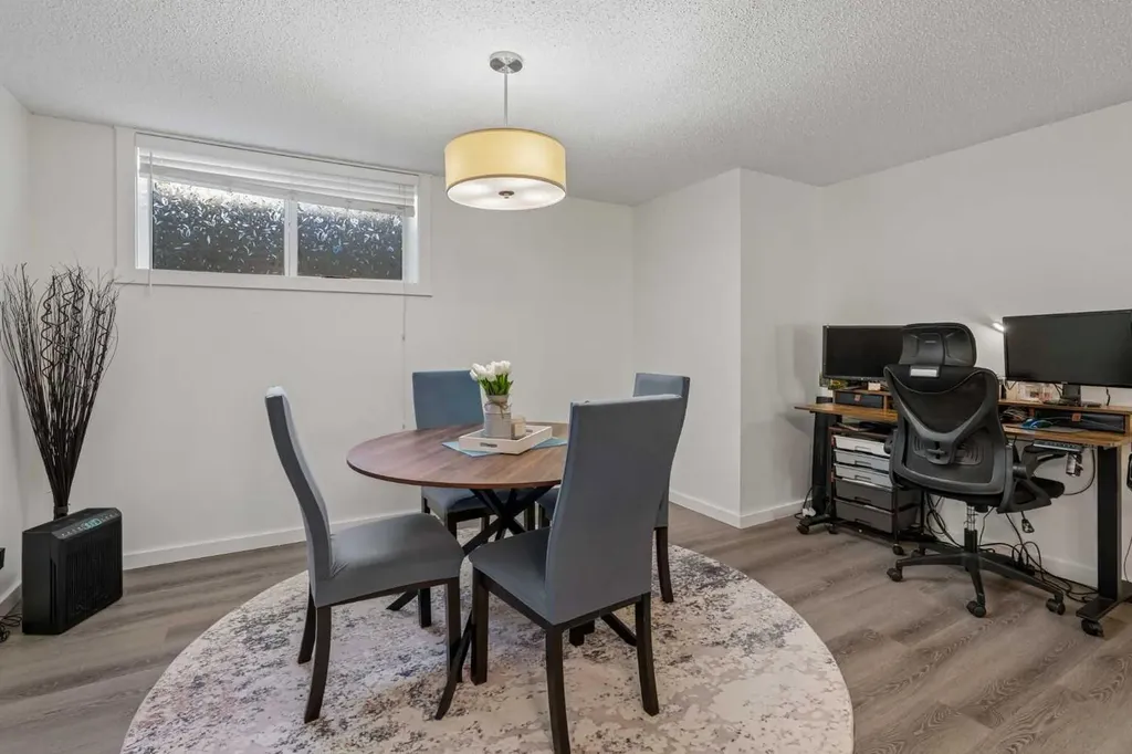 202 Auburn Bay Circle SE Calgary AB T3M 1S7