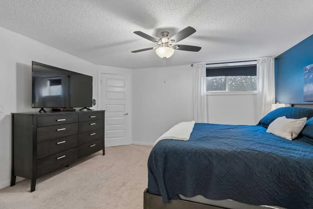 202 Auburn Bay Circle SE Calgary AB T3M 1S7