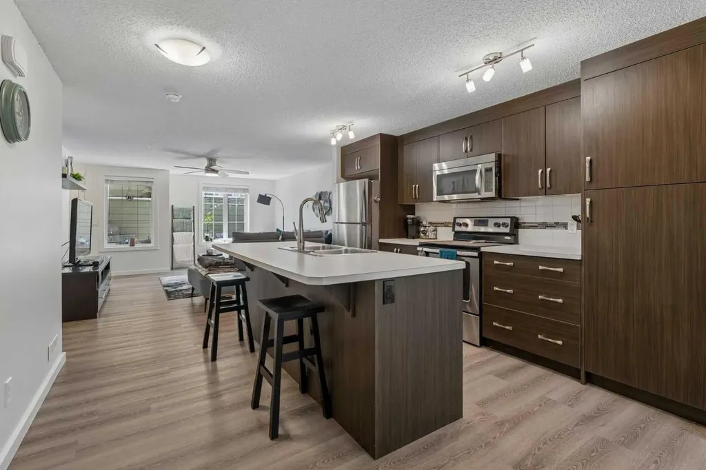 202 Auburn Bay Circle SE Calgary AB T3M 1S7